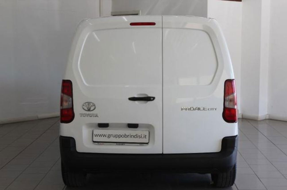 Toyota Proace City usata a Potenza (5)