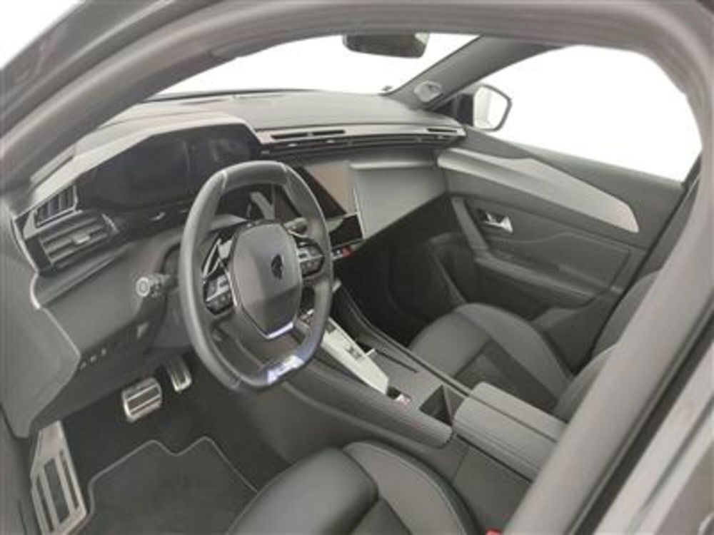 Peugeot 408 usata a Bari (13)