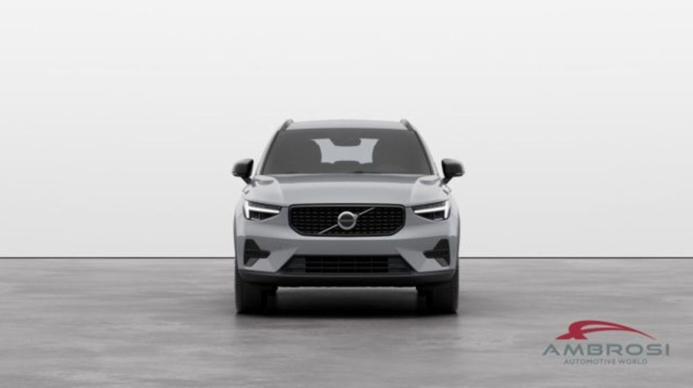 Volvo XC40 nuova a Perugia (6)