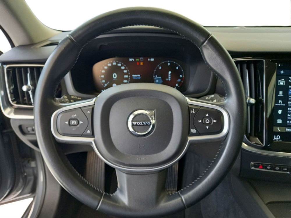 Volvo V60 usata a Bari (9)