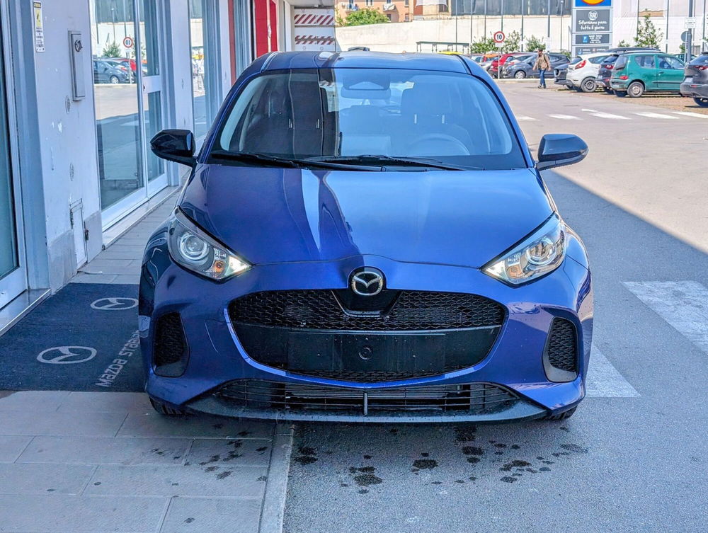 Mazda Mazda2 Hybrid nuova a Napoli (2)