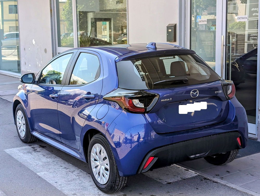 Mazda Mazda2 Hybrid nuova a Napoli (5)