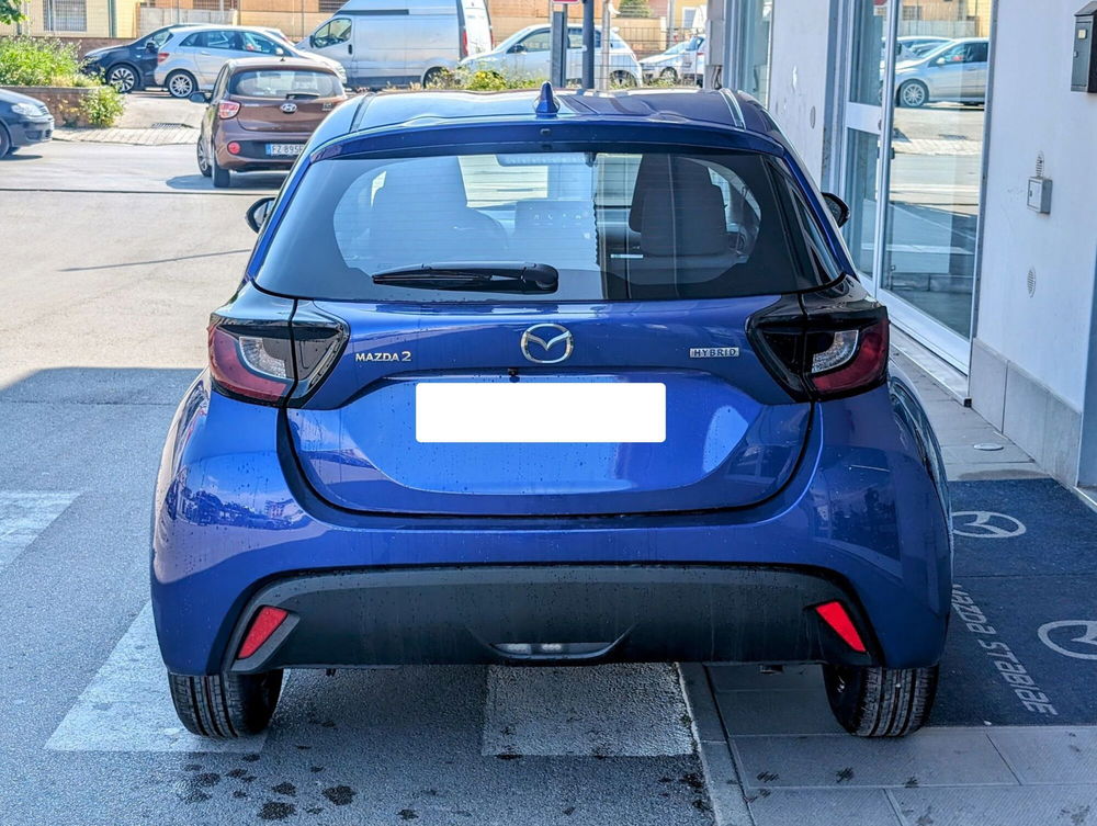 Mazda Mazda2 Hybrid nuova a Napoli (6)