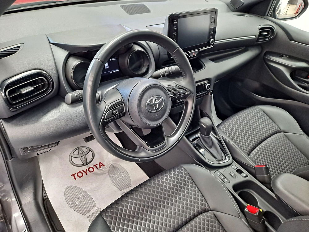 Toyota Yaris usata a Roma (17)