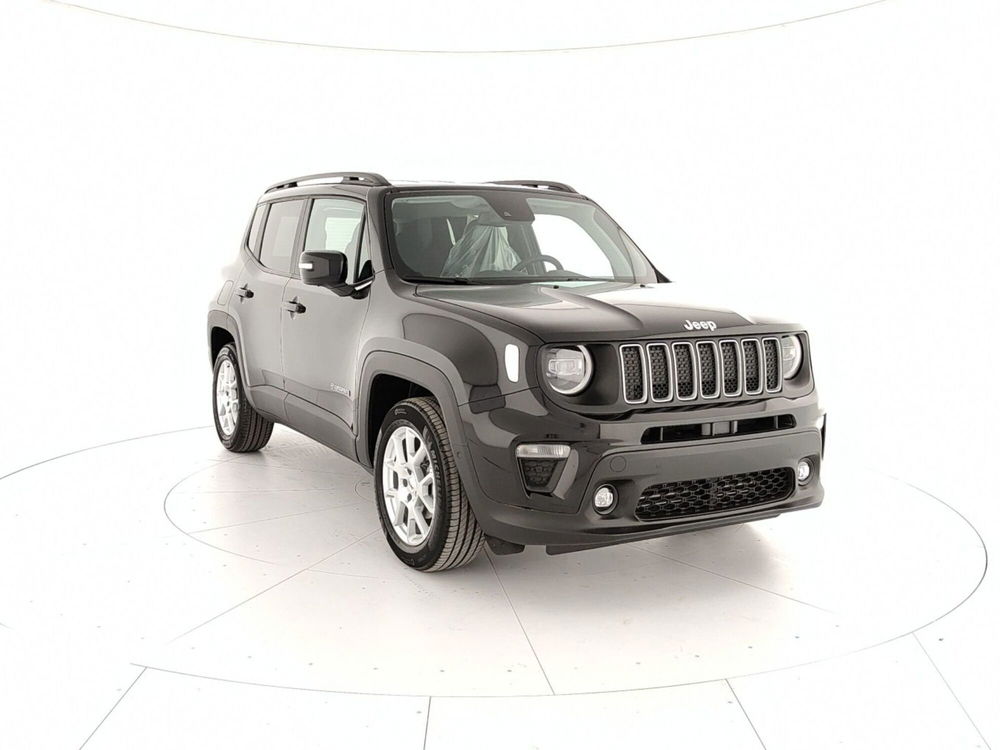 Jeep Renegade nuova a Caserta