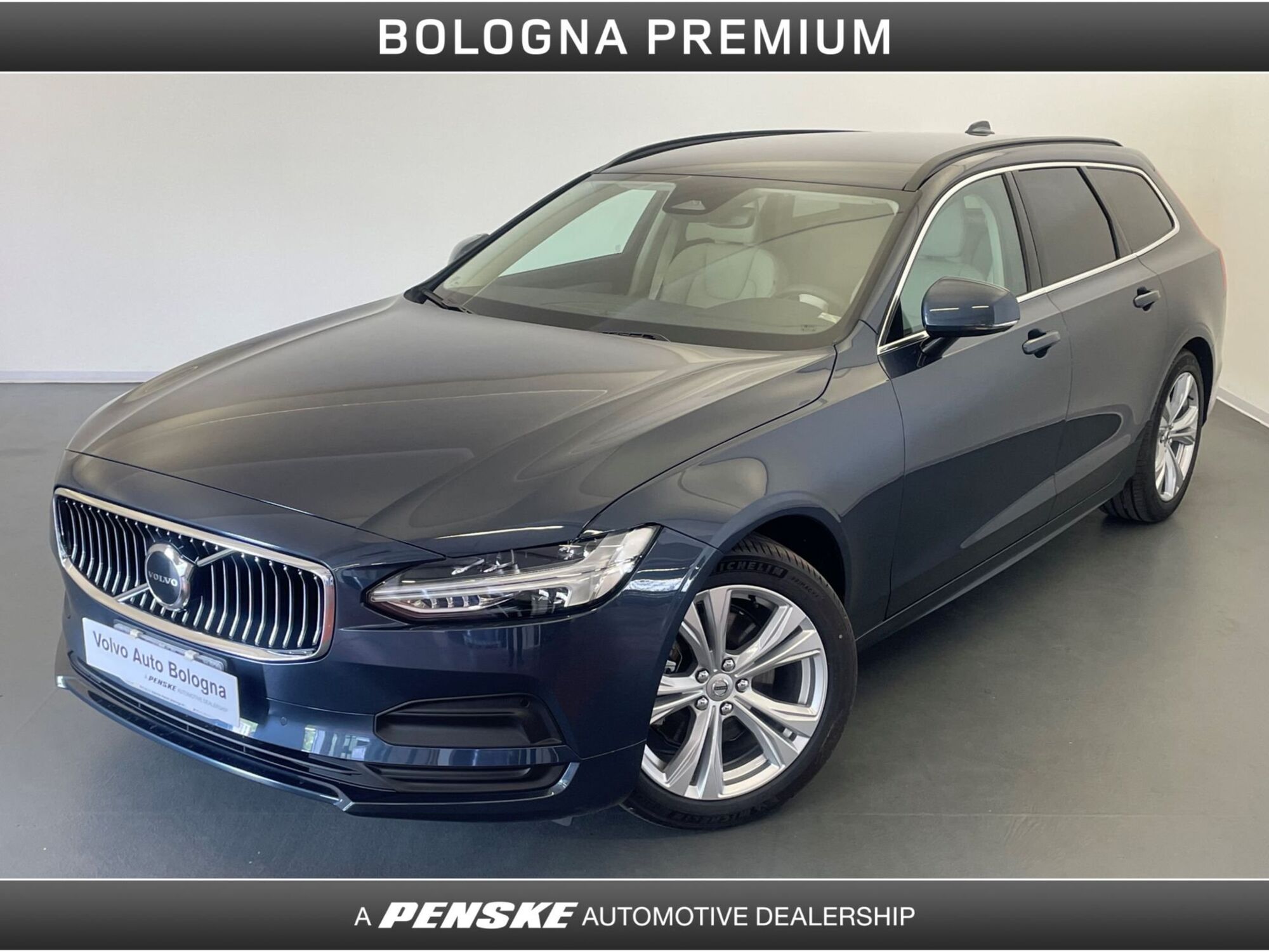 Volvo V90 B4 (d) AWD automatico Core nuova a Casalecchio di Reno