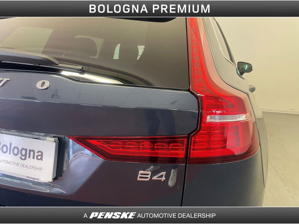 Volvo V60 nuova a Bologna (16)