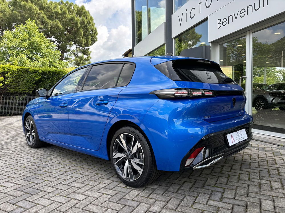 Peugeot 308 nuova a Brescia (4)