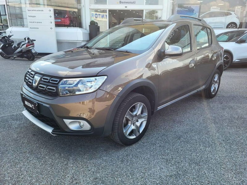 Dacia Sandero Stepway 0.9 TCe 90 CV Comfort  del 2019 usata a Monza