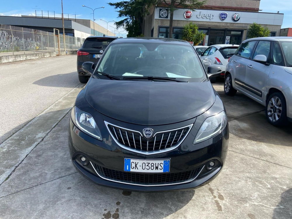 Lancia Ypsilon usata a Caserta (2)