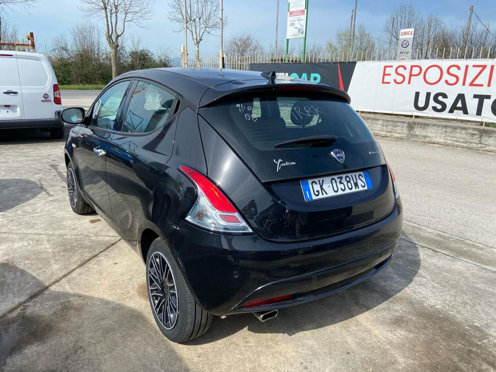 Lancia Ypsilon usata a Caserta (4)