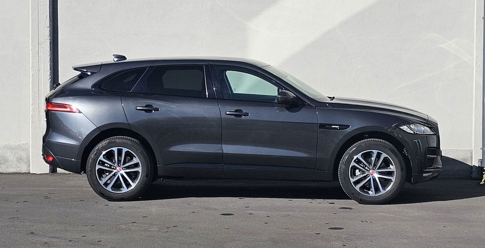 Jaguar F-Pace usata a Messina (6)