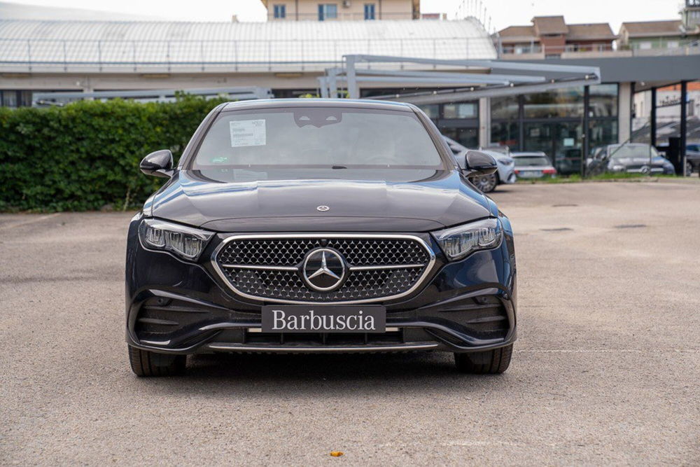 Mercedes-Benz Classe E nuova a Pescara (2)