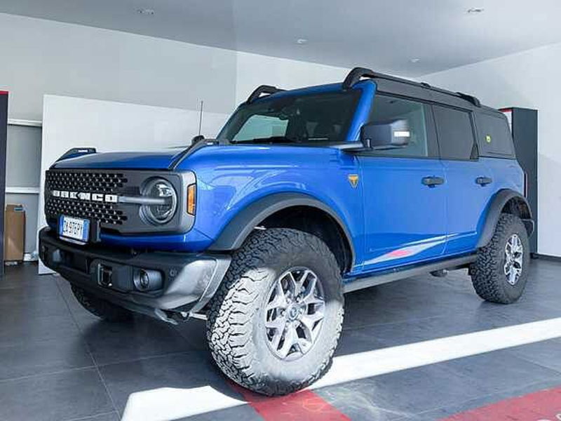 Ford Bronco 2.7 ecoboost V6 Badlands 4x4 335cv auto nuova a Rende