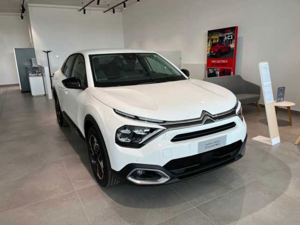 Citroen C5 X nuova a Milano