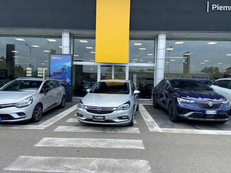 Opel Astra 1.0 Turbo ecoFLEStart&amp;Stop 5 porte Innovation del 2016 usata a San Martino Siccomario