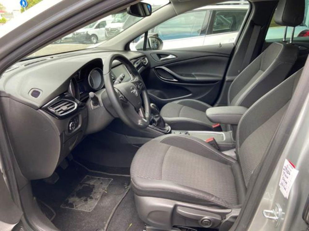 Opel Astra usata a Pavia (6)