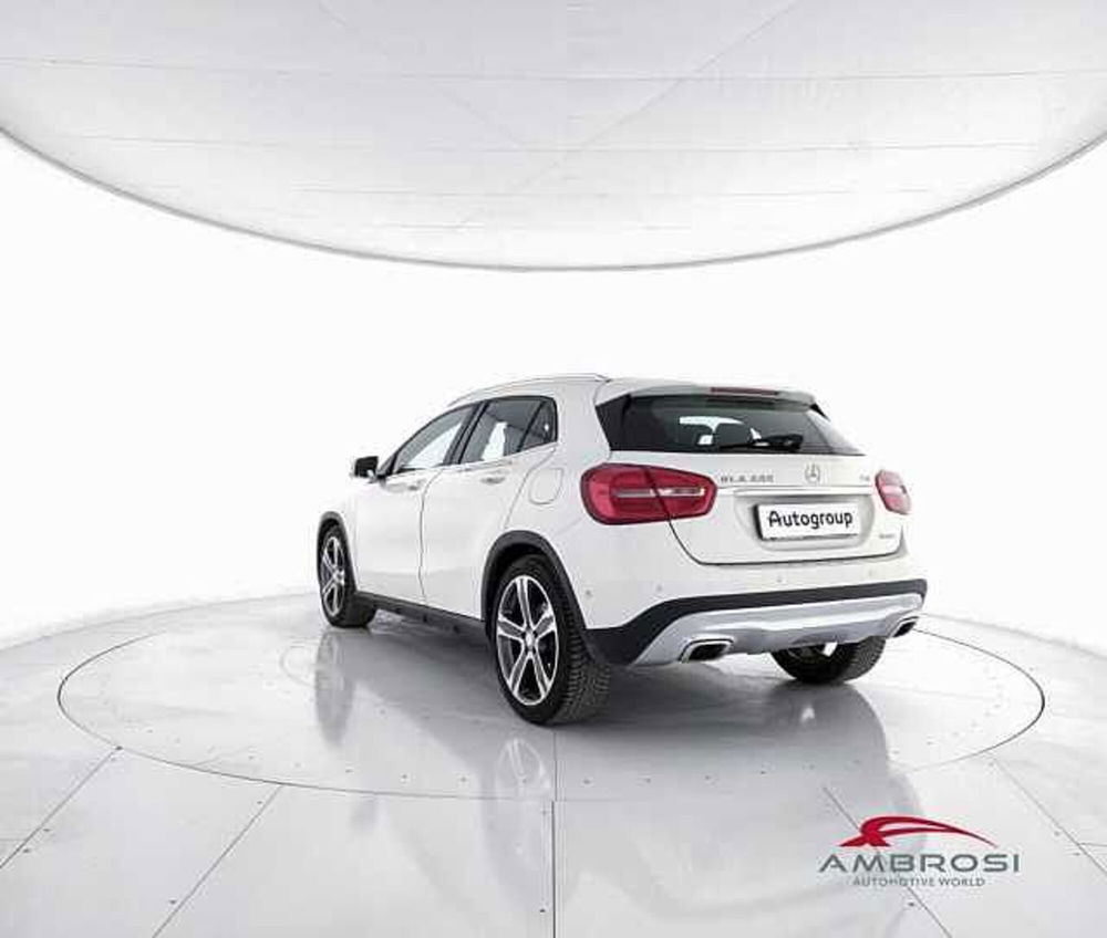 Mercedes-Benz GLA SUV usata a Viterbo (4)