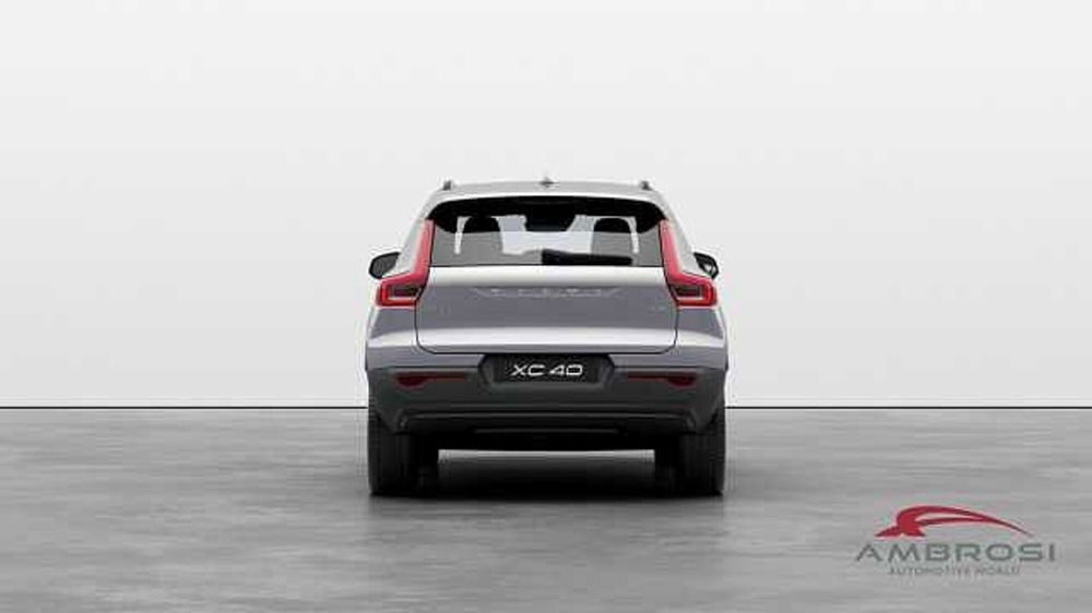 Volvo XC40 nuova a Viterbo (6)