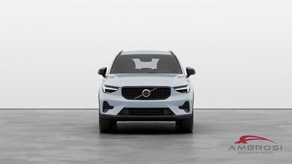 Volvo XC40 nuova a Viterbo (5)