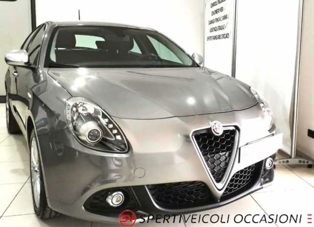 Alfa Romeo Giulietta usata a Lecce