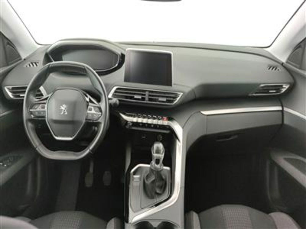 Peugeot 3008 usata a Bari (14)