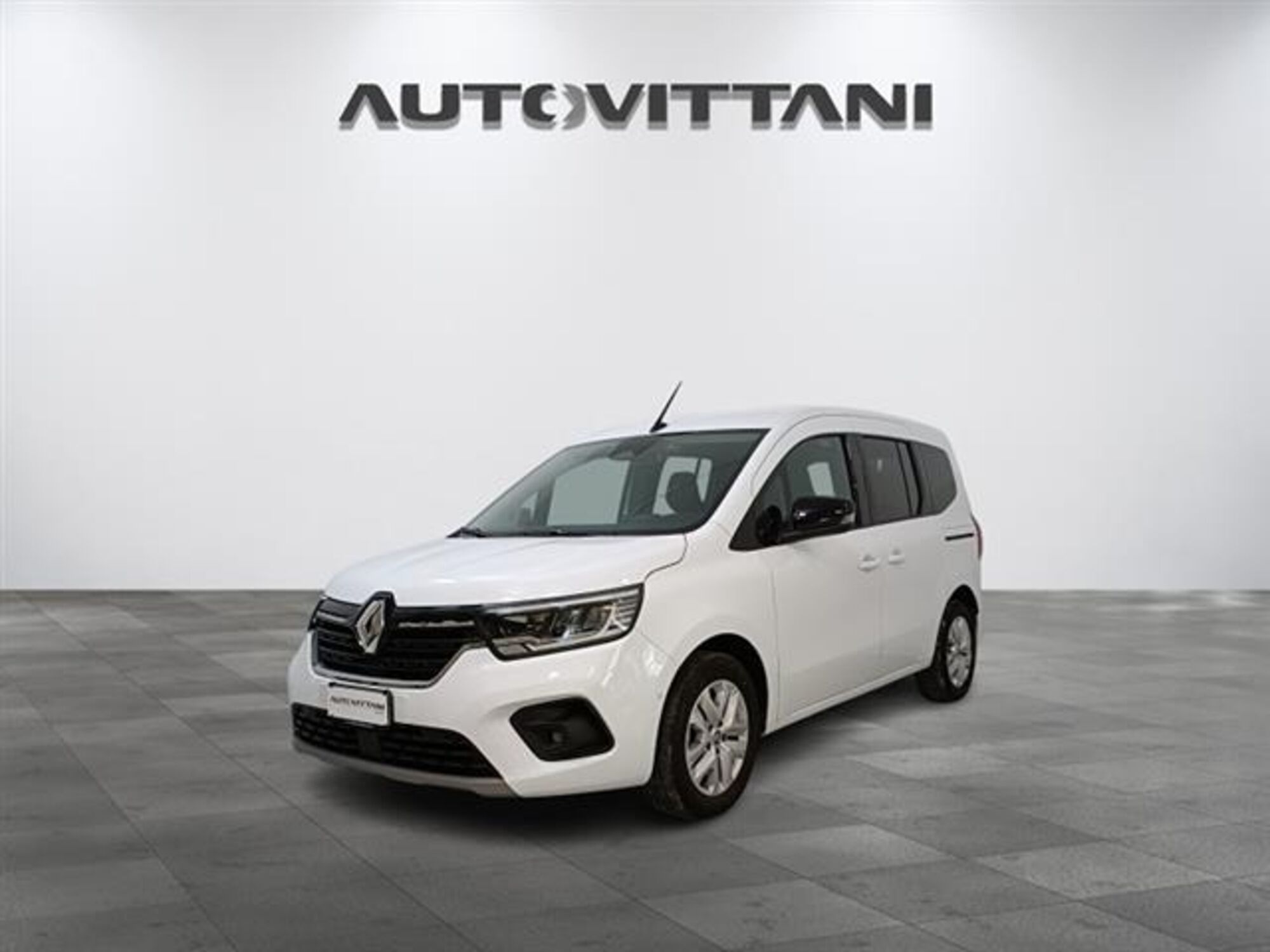 Renault Kangoo 1.5 blue dci Equilibre 95cv del 2023 usata a Como