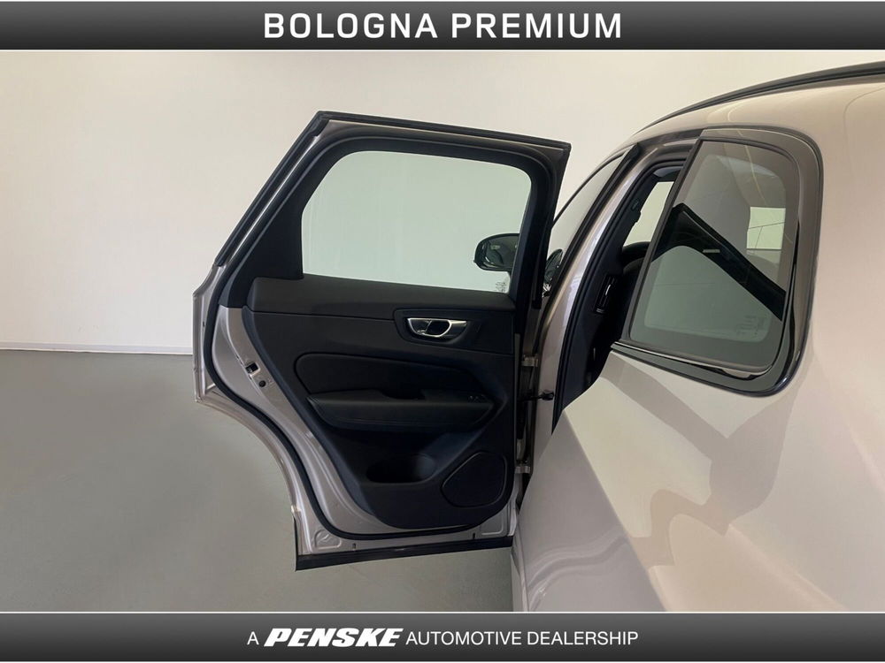 Volvo XC60 nuova a Bologna (19)