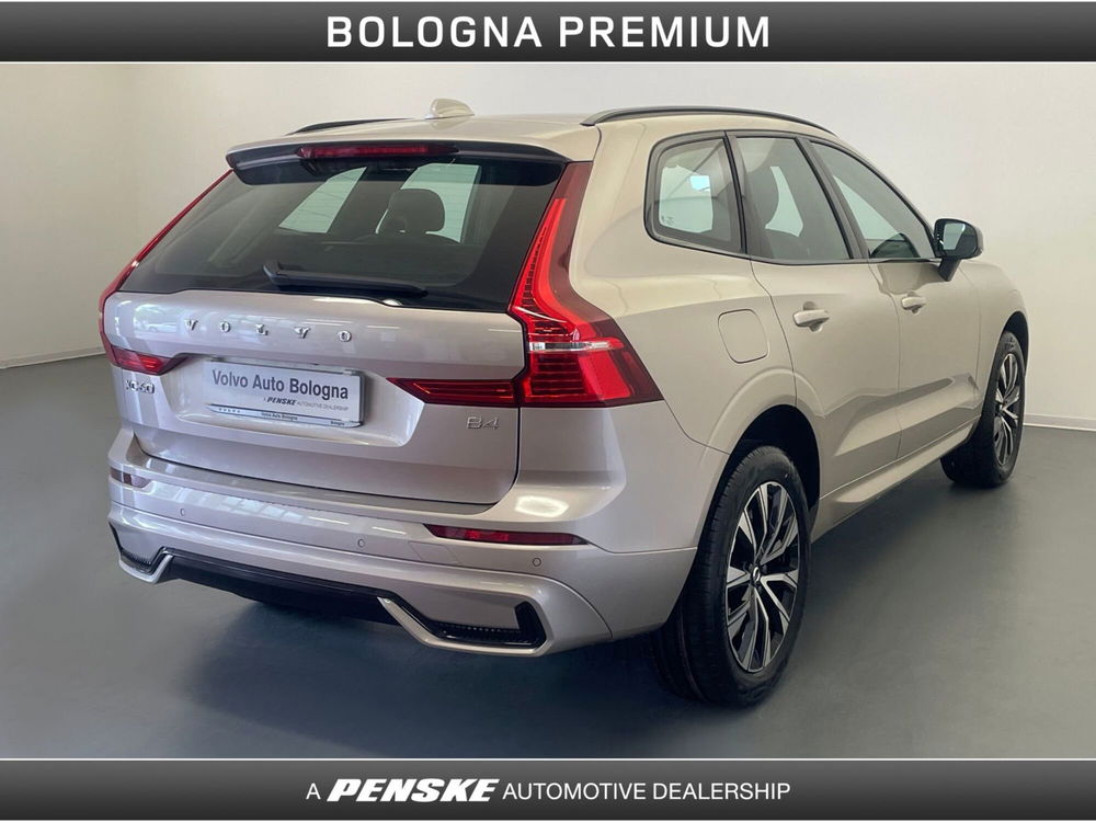 Volvo XC60 nuova a Bologna (2)