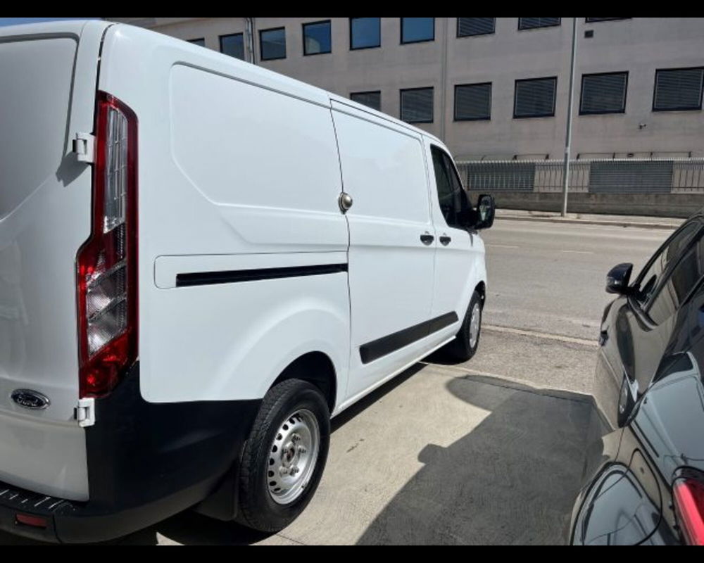 Ford Transit Custom Furgone usata a Bologna (4)