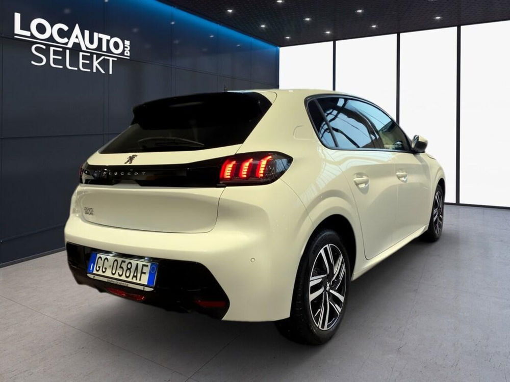 Peugeot 208 usata a Torino (4)