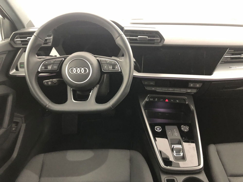 Audi A3 Sportback usata a Massa-Carrara (11)