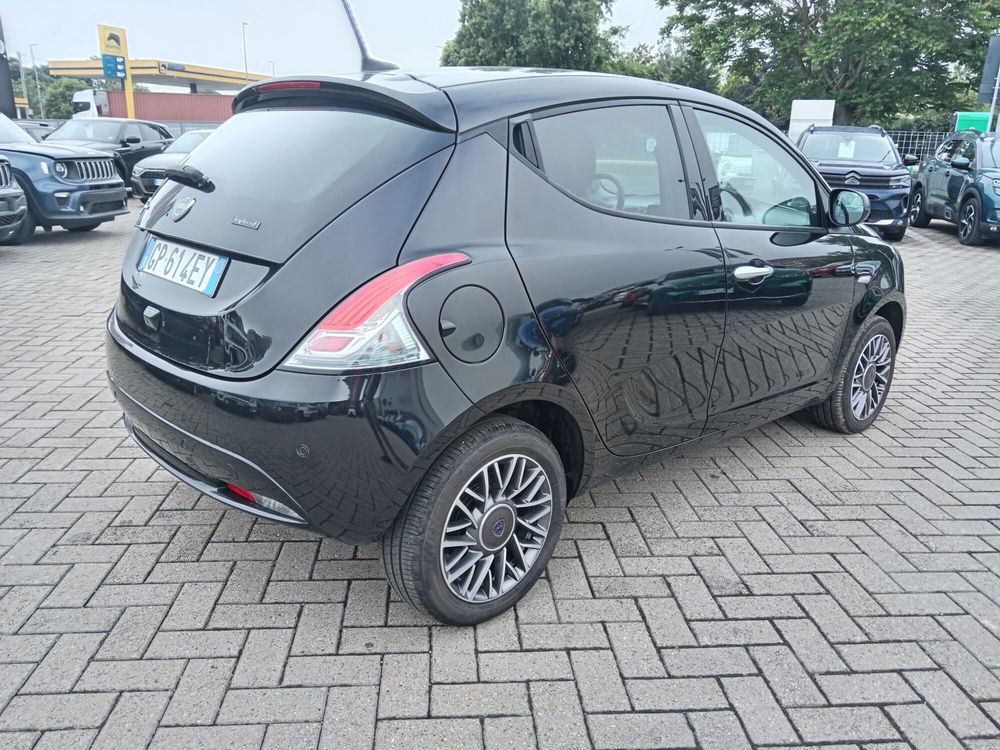 Lancia Ypsilon usata a Alessandria (5)