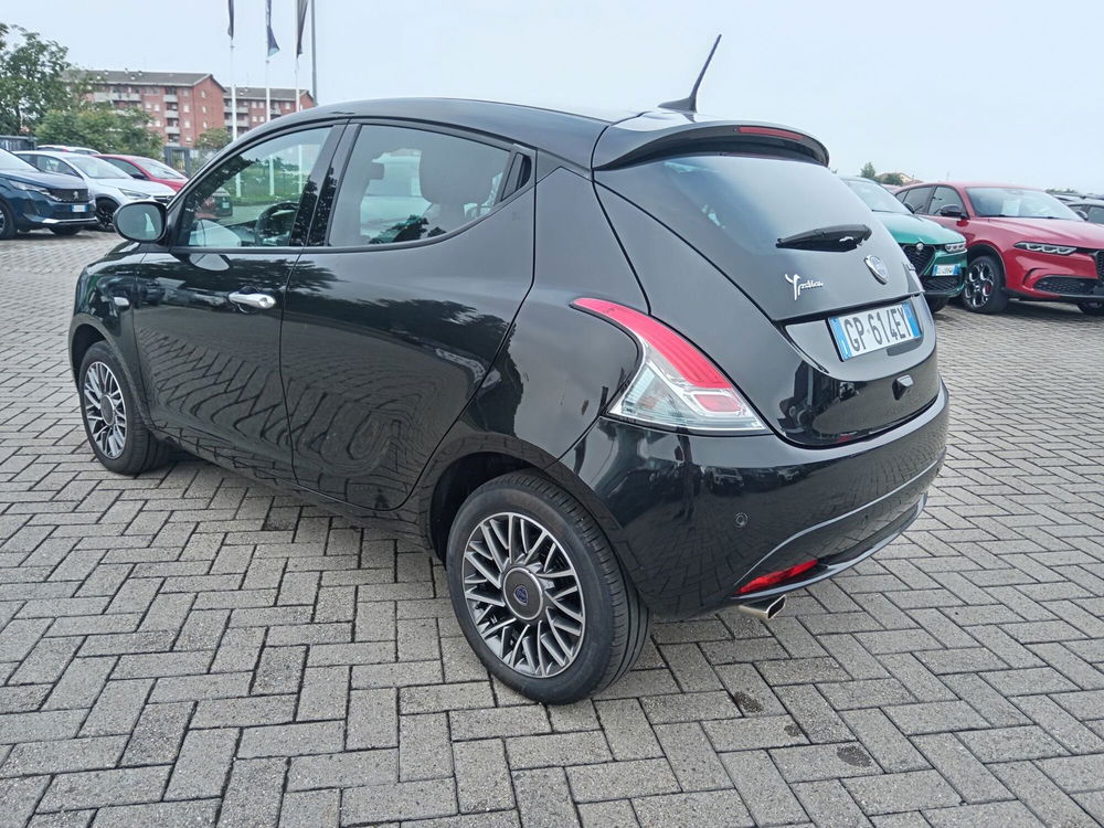 Lancia Ypsilon usata a Alessandria (8)