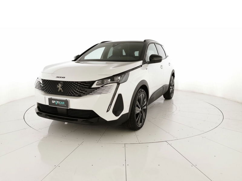 Peugeot 3008 1.2 hybrid GT 136cv e-dcs6 del 2024 usata a San Salvo