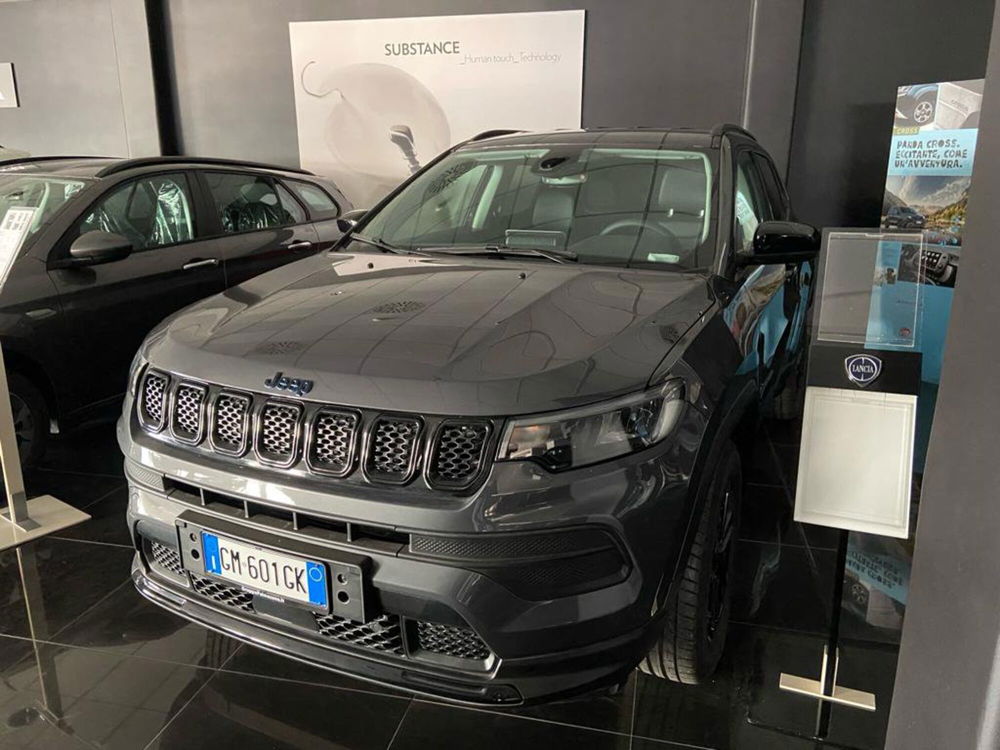 Jeep Compass nuova a Caserta (3)