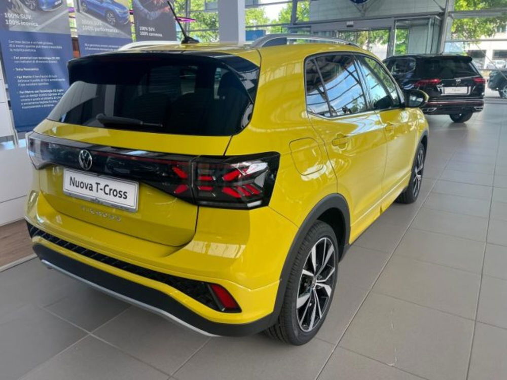 Volkswagen T-Cross nuova a Cuneo (5)