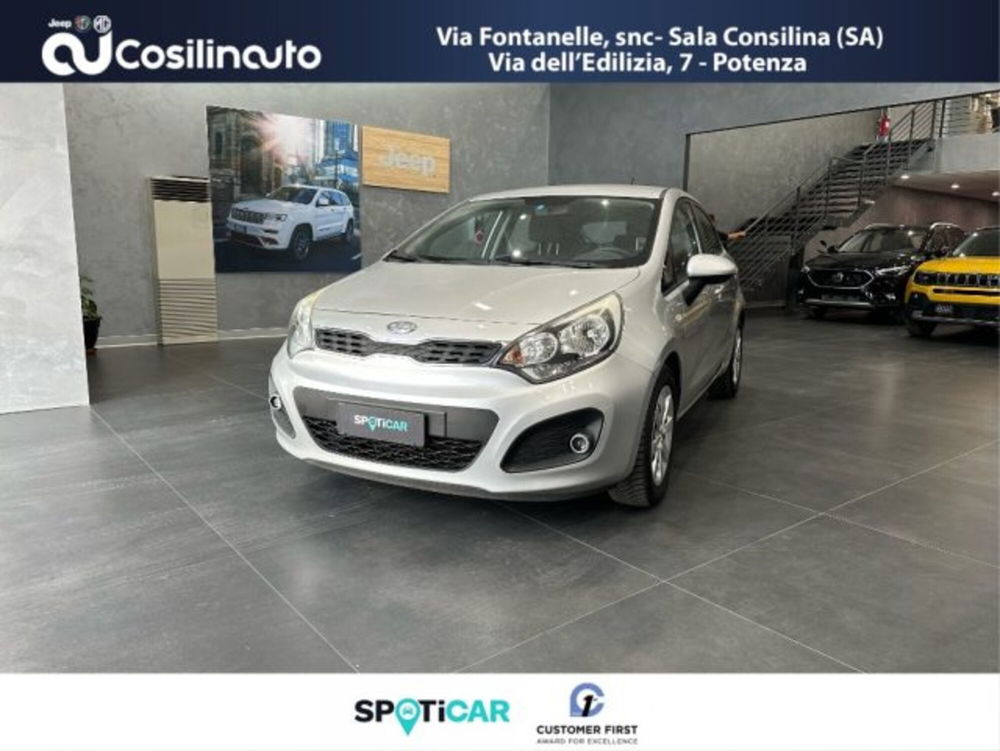 Kia Rio usata a Salerno