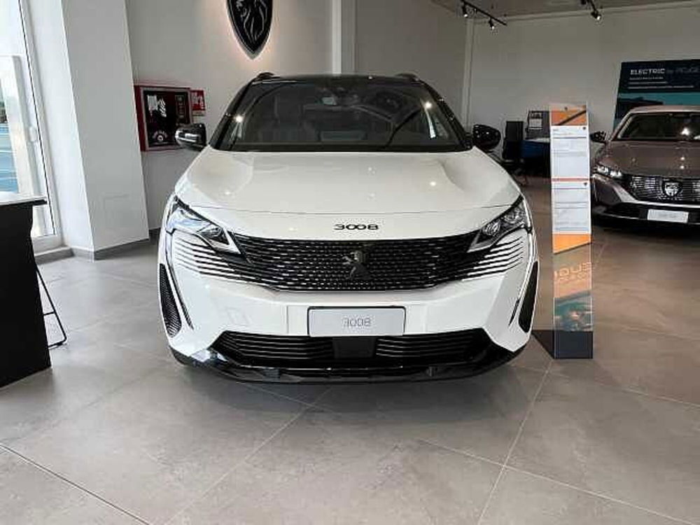 Peugeot 3008 nuova a Milano (2)