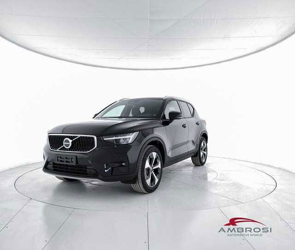 Volvo XC40 nuova a Perugia