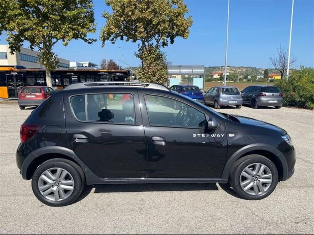 Dacia Sandero usata a Macerata (10)