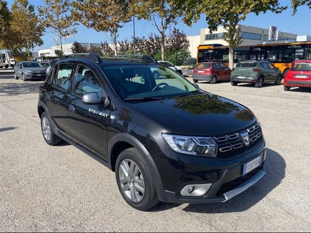 Dacia Sandero usata a Macerata (3)