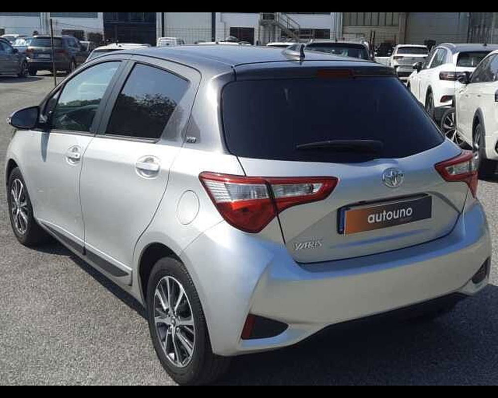 Toyota Yaris usata a Napoli (5)