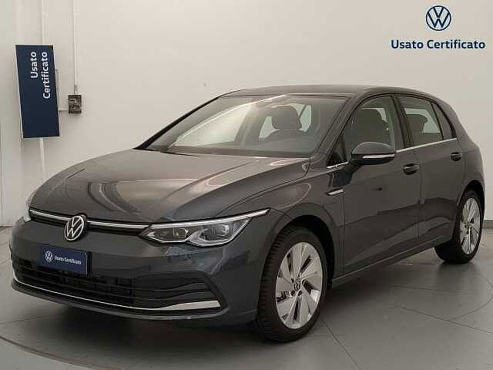 Volkswagen Golf nuova a Varese