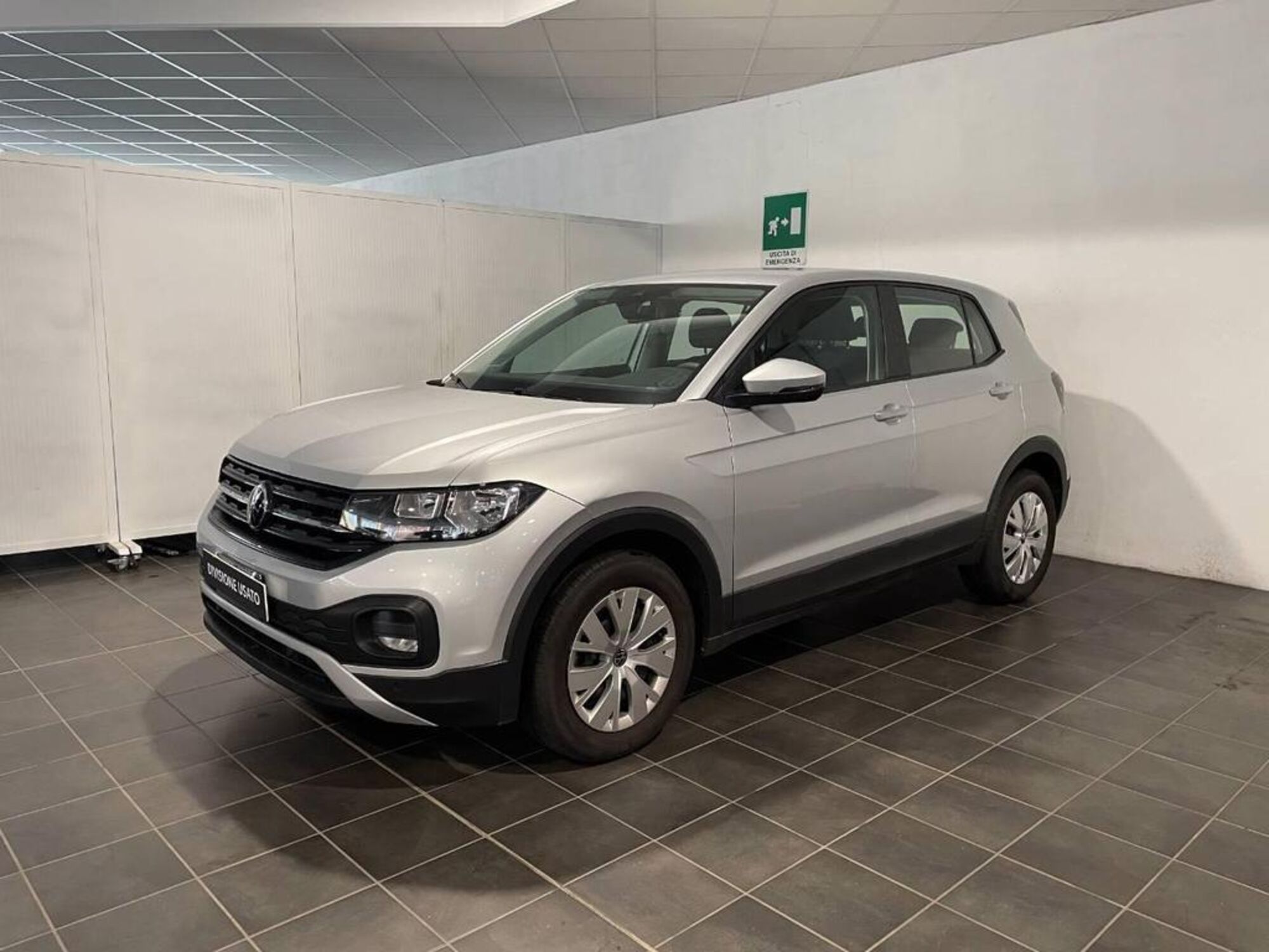 Volkswagen T-Cross 1.0 TSI Urban BMT del 2020 usata a Torino