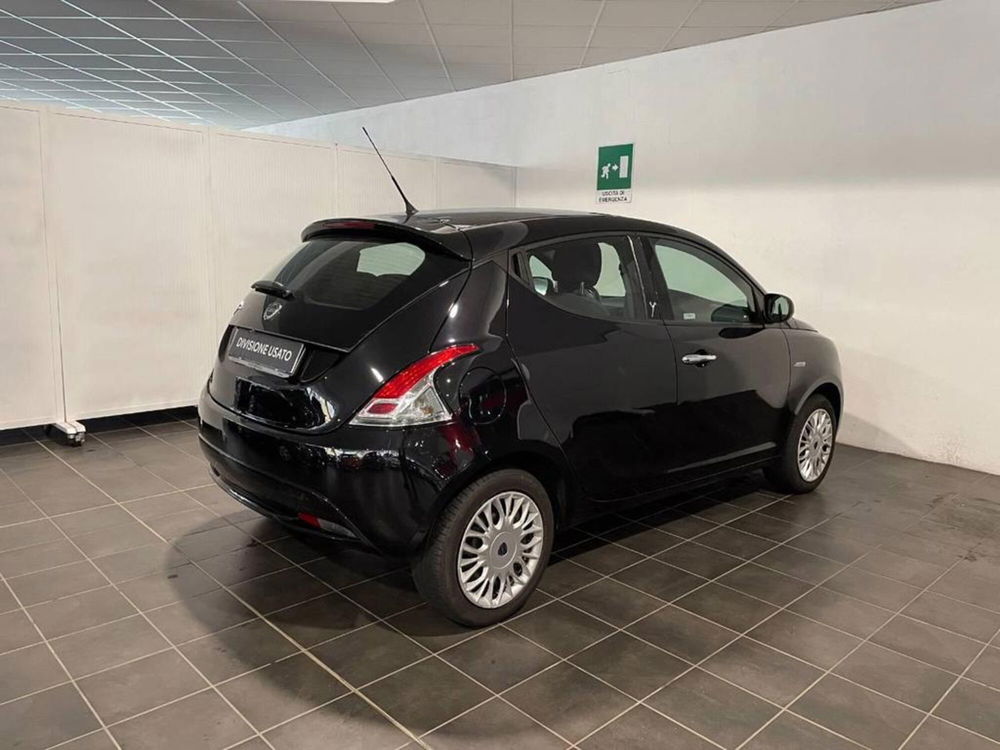 Lancia Ypsilon usata a Torino (3)