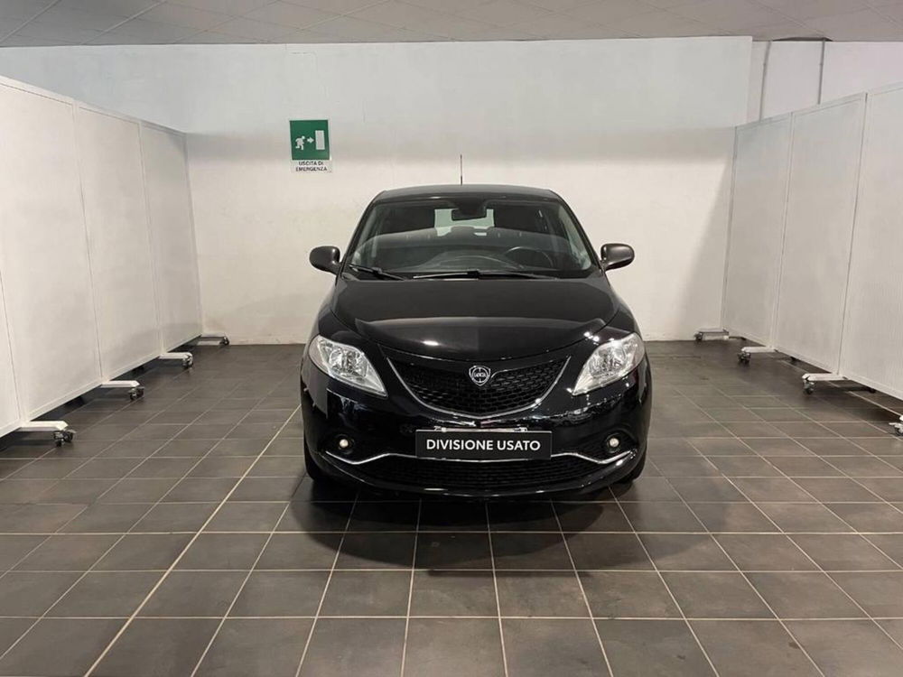 Lancia Ypsilon usata a Torino (5)