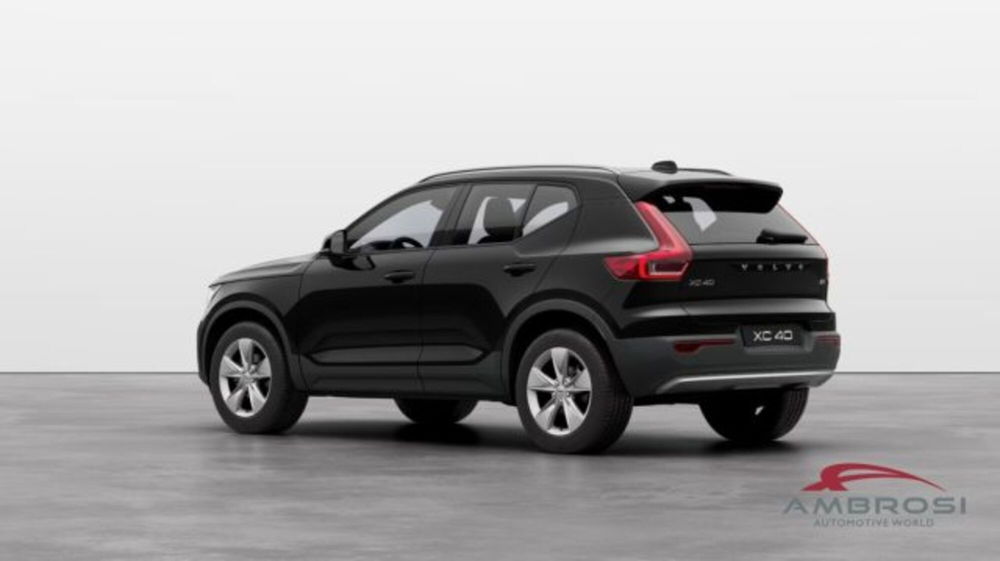 Volvo XC40 nuova a Perugia (3)