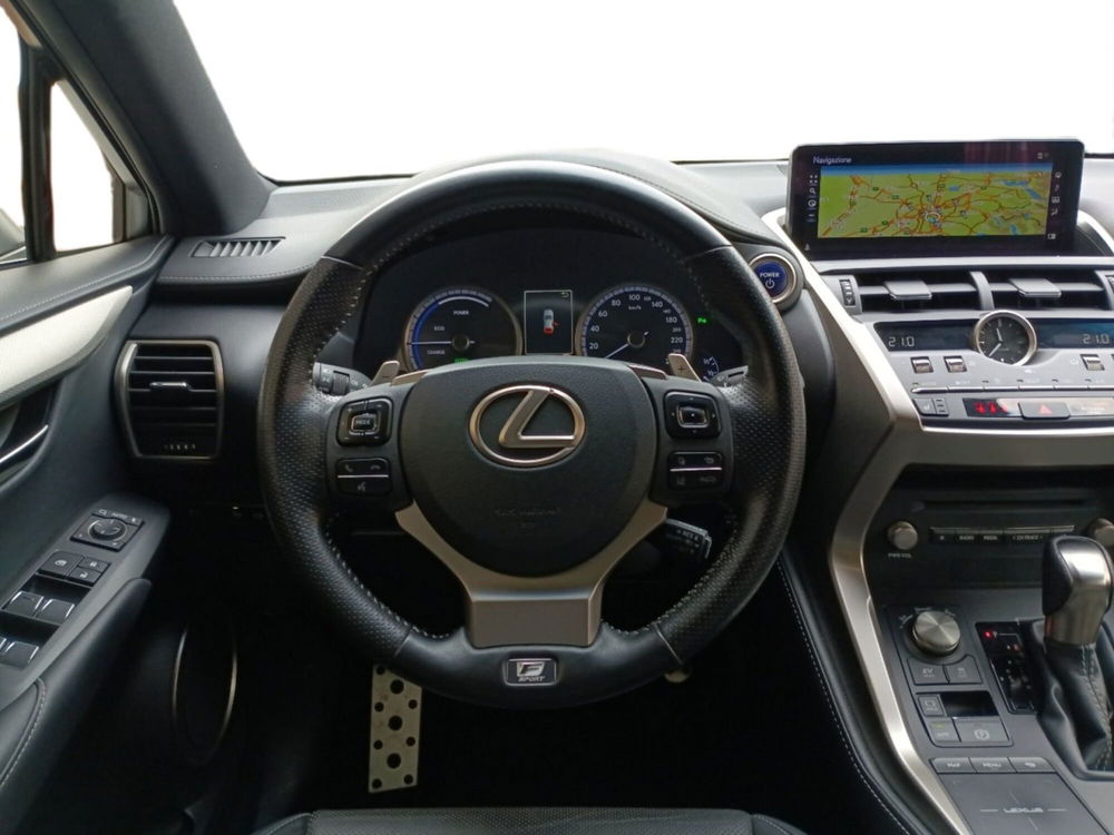 Lexus NX usata a Milano (10)