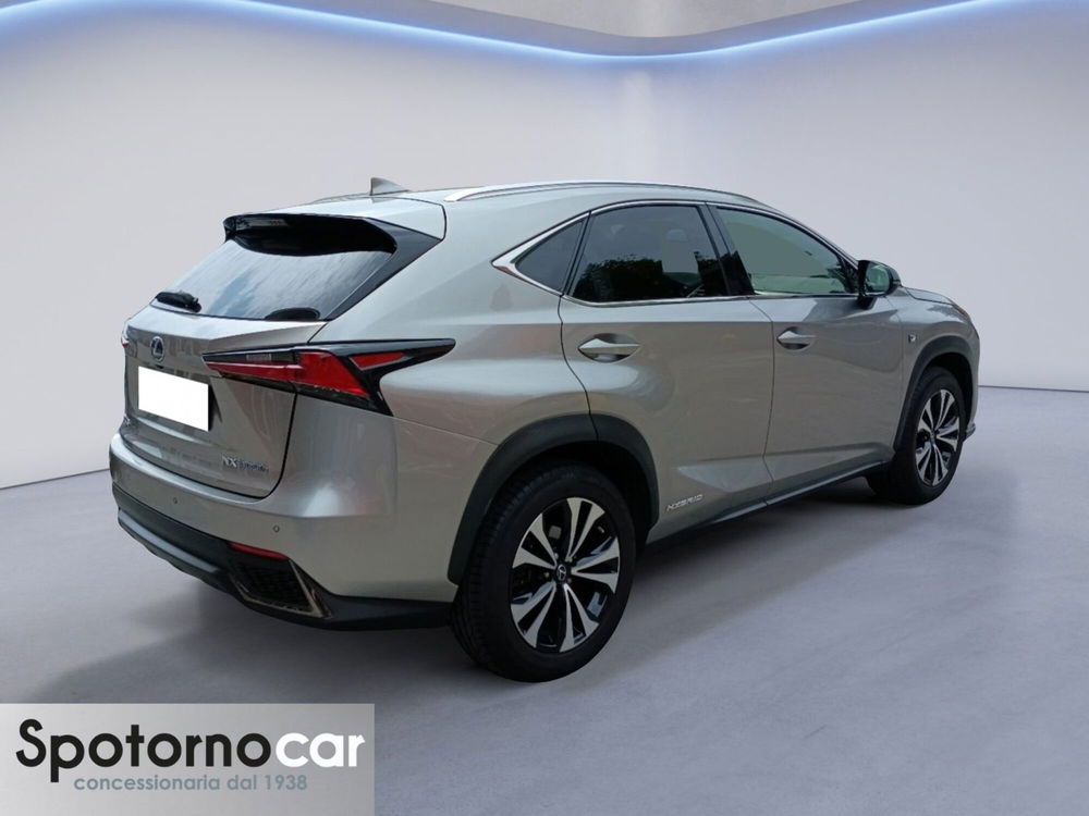 Lexus NX usata a Milano (20)